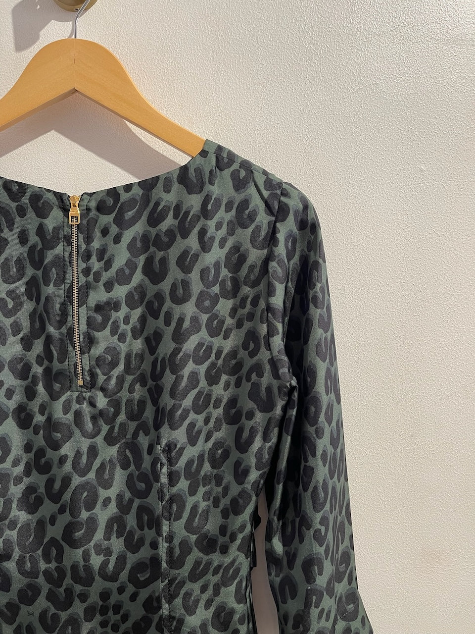 Robe Louis Vuitton léopard T.36
