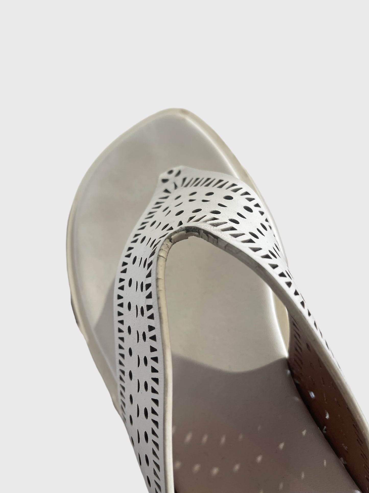 Tongs AlaÏa blanches T.37