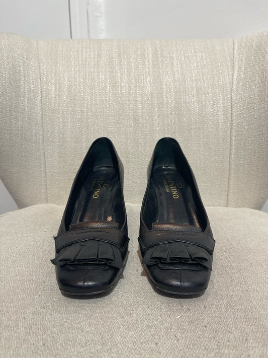 Escarpins Valentino noirs T.38,5