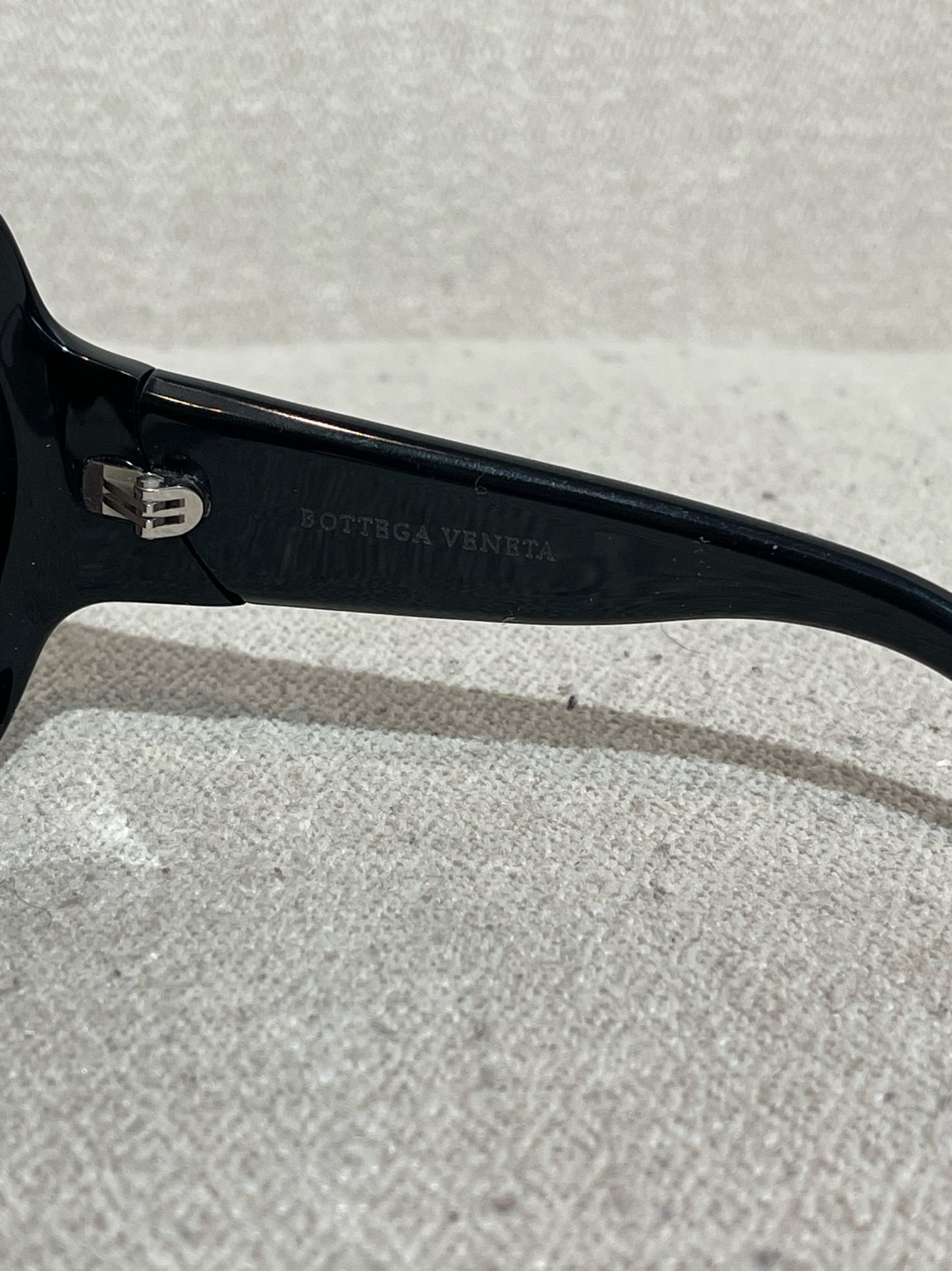 Lunettes Bottega Veneta noires