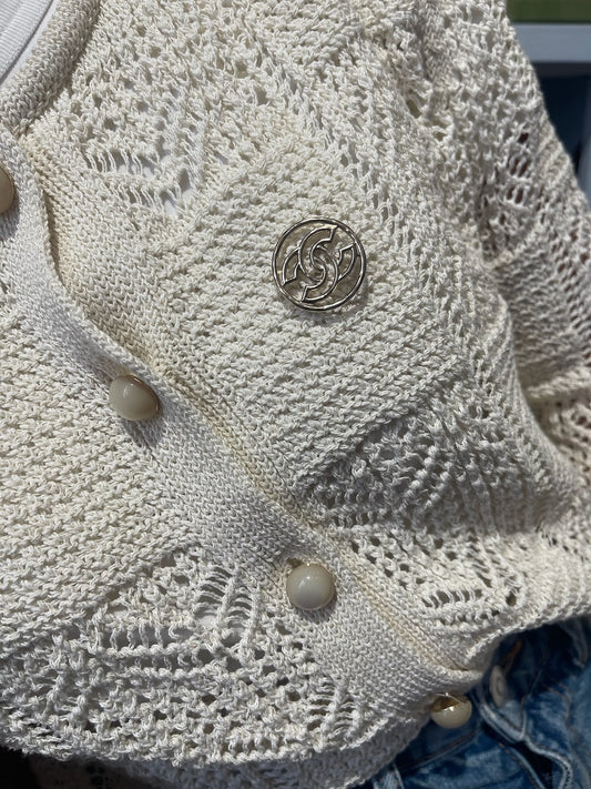 Pins Chanel ronde CC