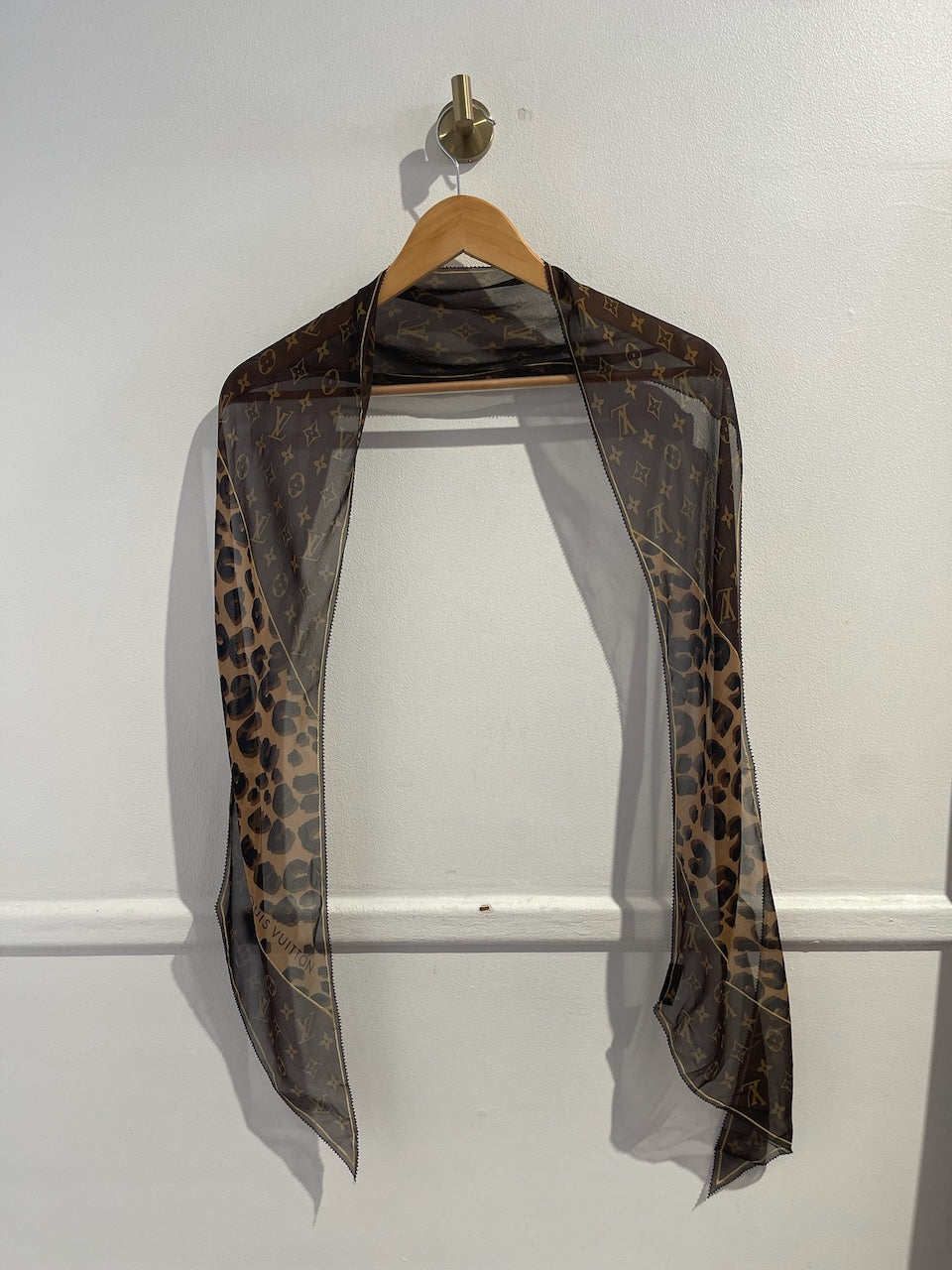 Foulard Louis Vuitton léopard marron