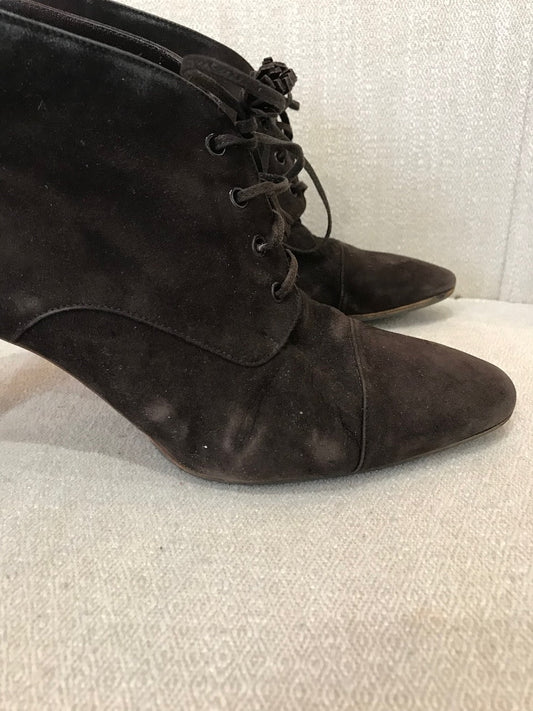 Boots Chanel marrons T.37,5