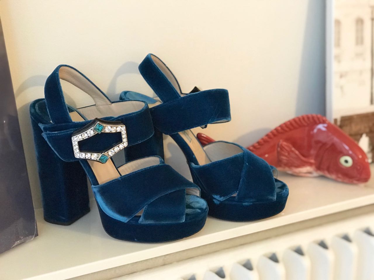 Sandales Prada velours bleu T.37