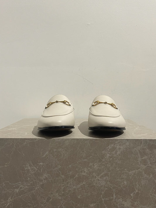 Mocassins Gucci blancs T.41,5 NEUFS