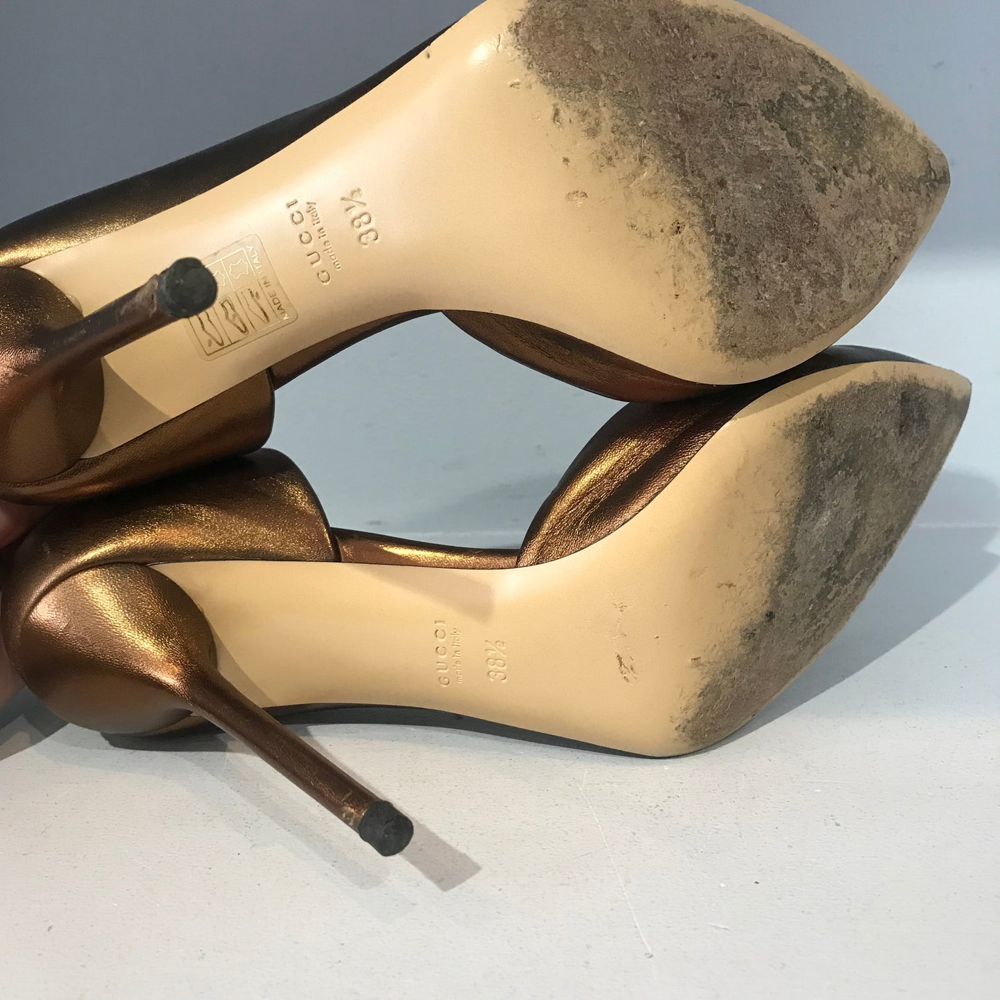 Escarpins Gucci mordoré T.38,5