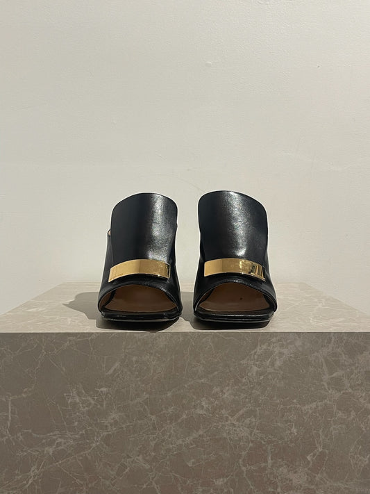 Mules Sergio Rossi noires T.39,5