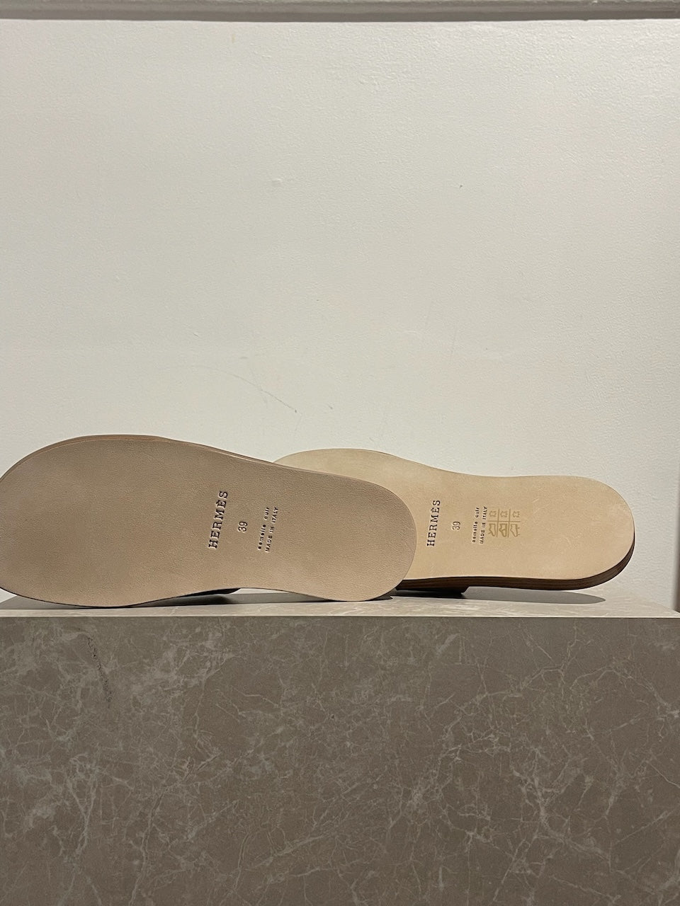 Mules Hermès Izmir camel T.39