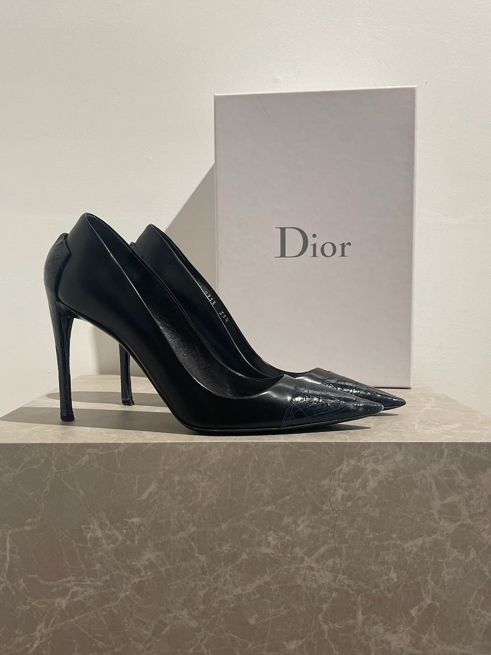 Escarpins Dior noirs T.39,5