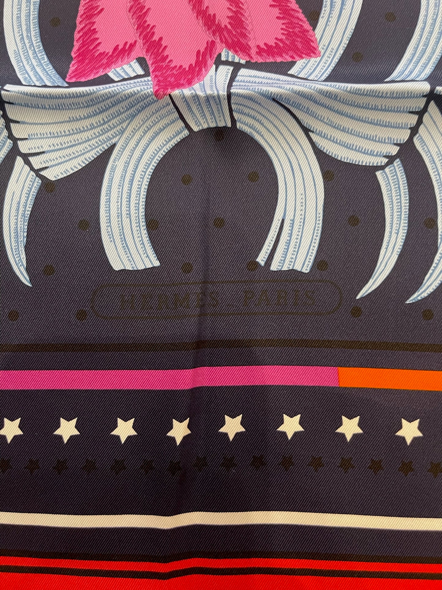 Foulard 70 Hermès Tigre Royal Fleuri