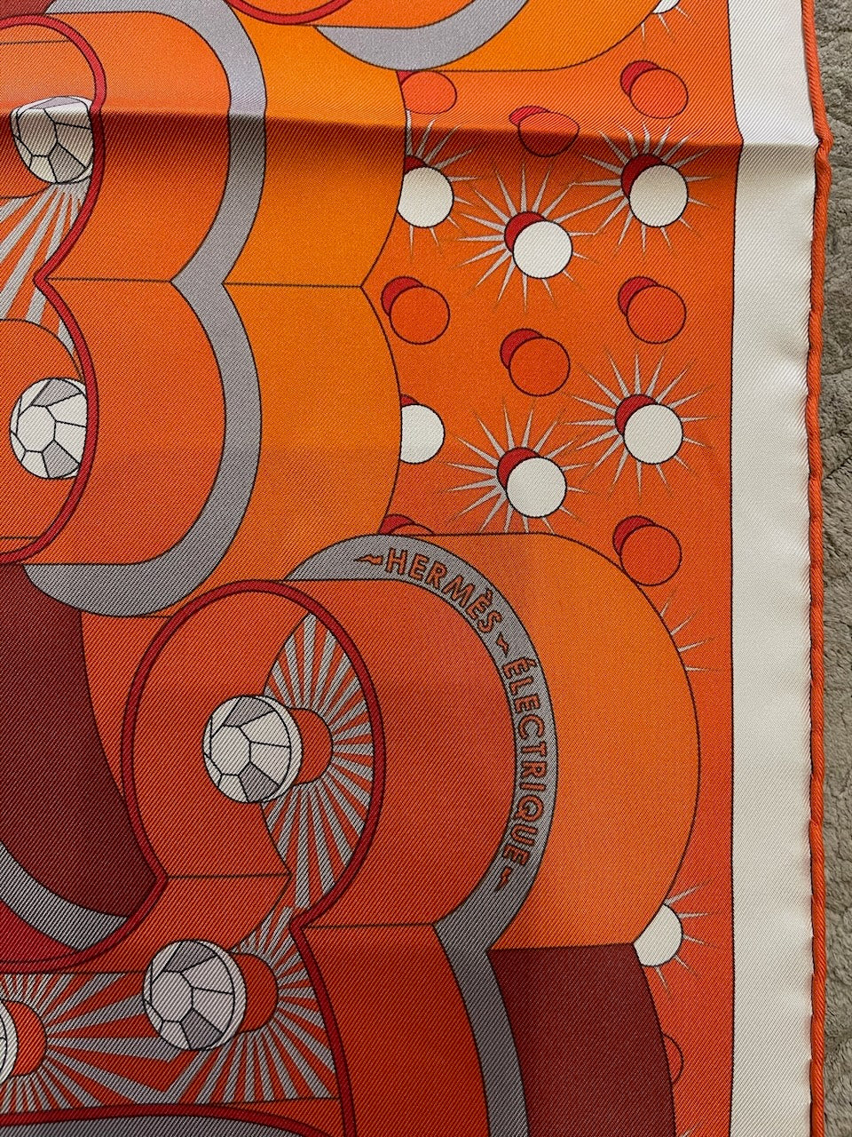 Foulard 90 Hermès orange Electrique