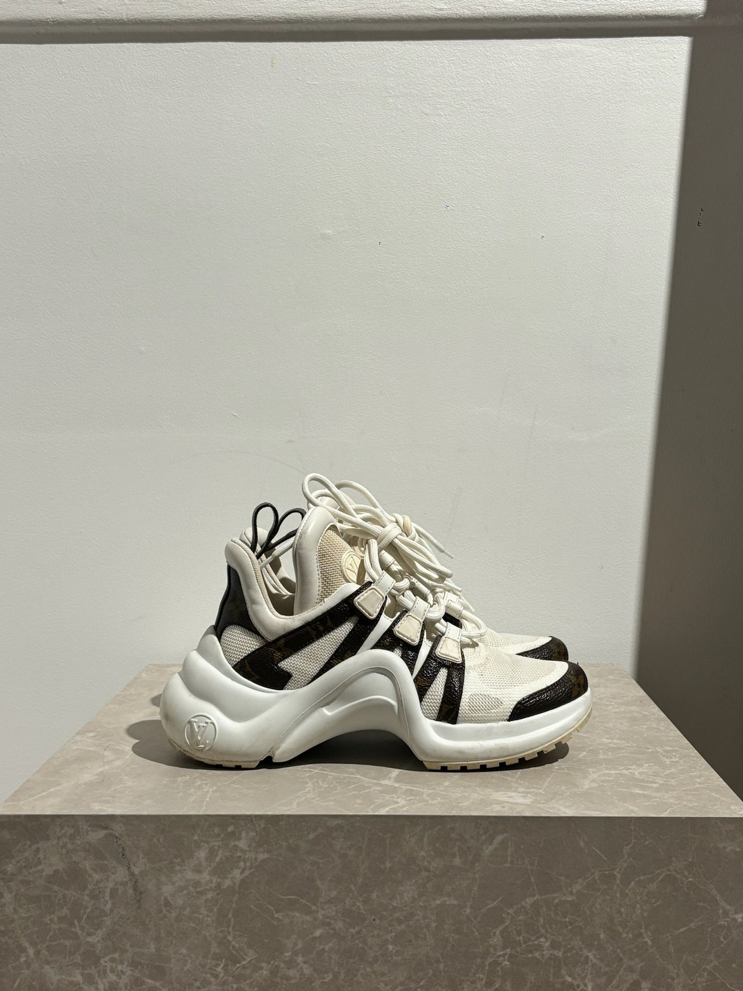 Basket Louis Vuitton Archlight T.35
