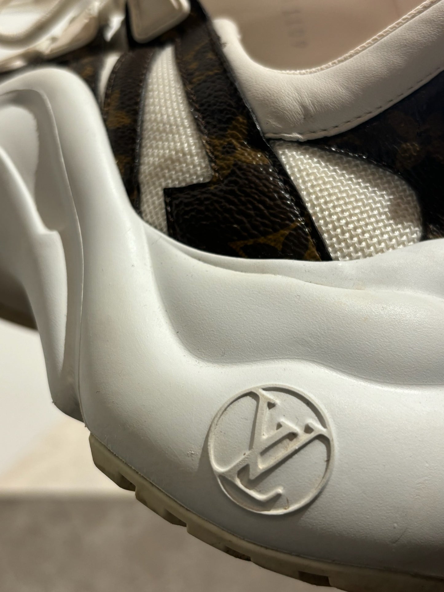 Basket Louis Vuitton Archlight T.35
