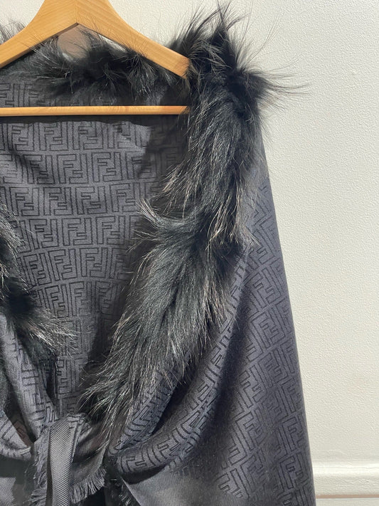 Etole Fendi noire NEUVE