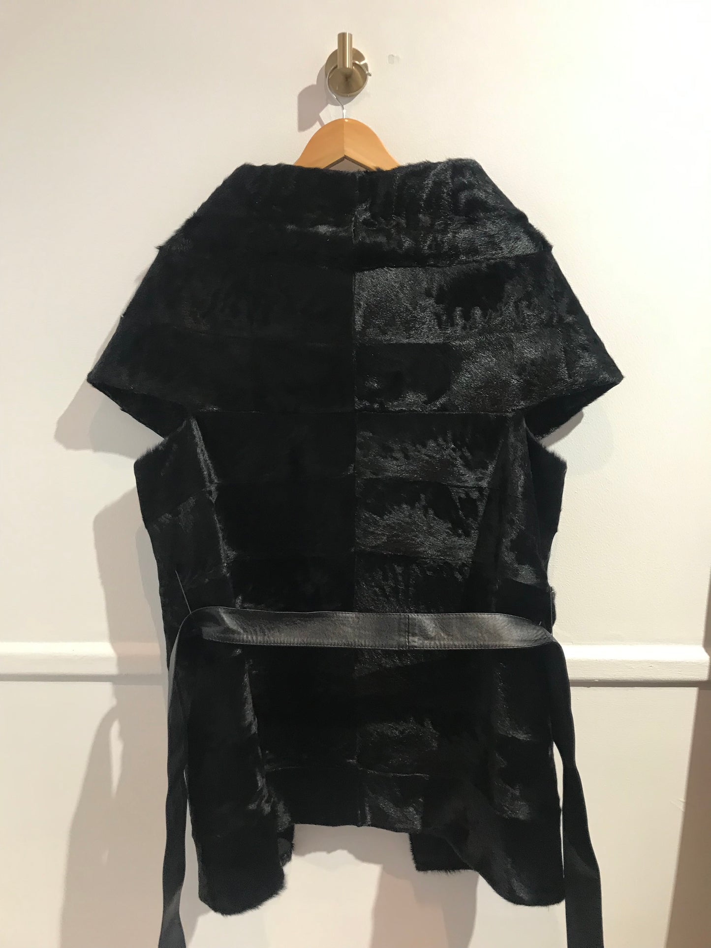 Gilet Giorgio Brato en fourrure noir T.36
