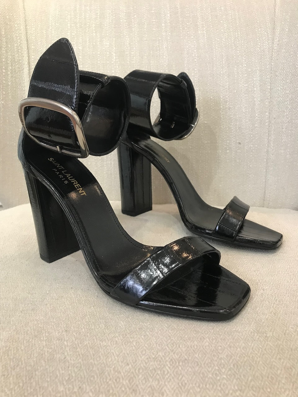Sandales Saint Laurent noires T.38,5