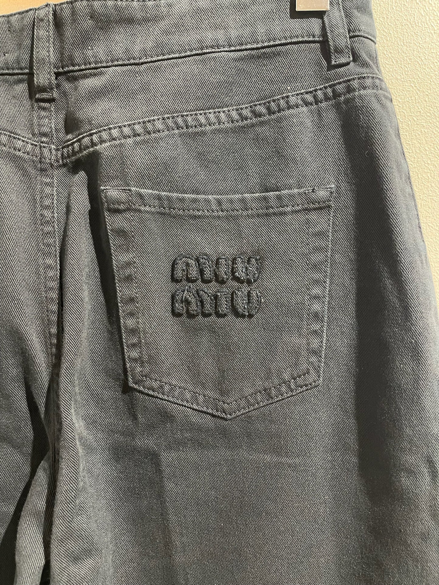 Jeans Miu Miu bleu marine T.38