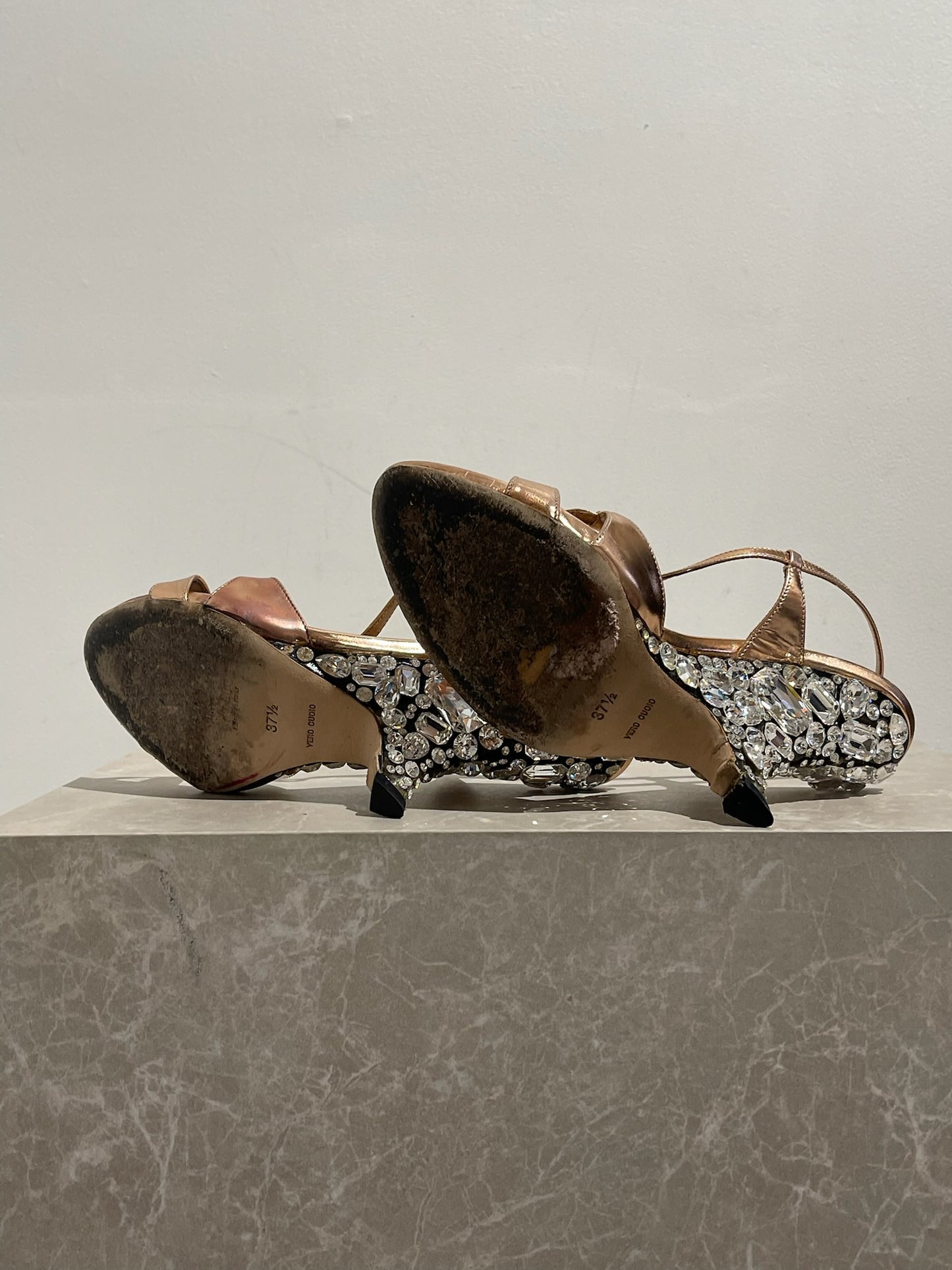 Sandales Miu Miu roses T 37.5