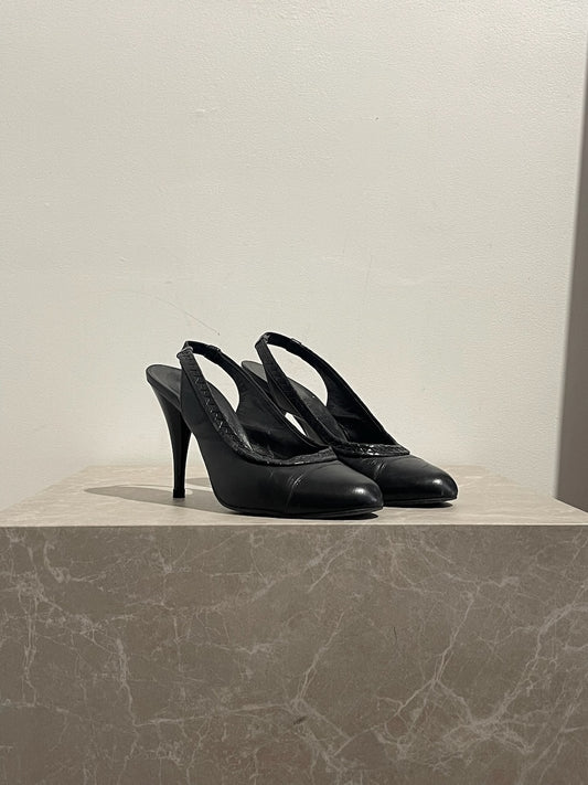 Escarpins Chanel noirs T.37