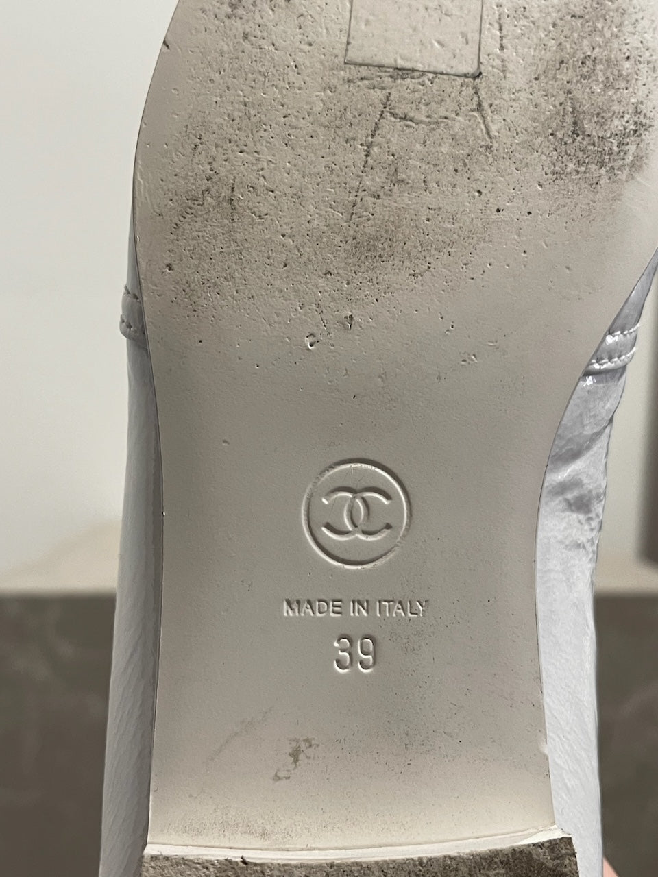 Bottines Chanel blanches T.39