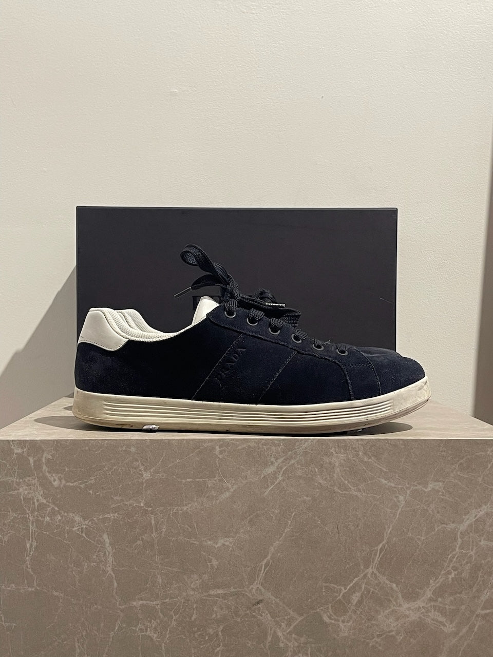 Baskets Prada bleu marine T.41,5