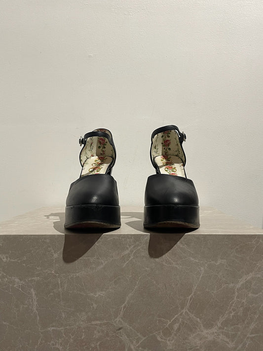 Escarpins Gucci noirs T.36