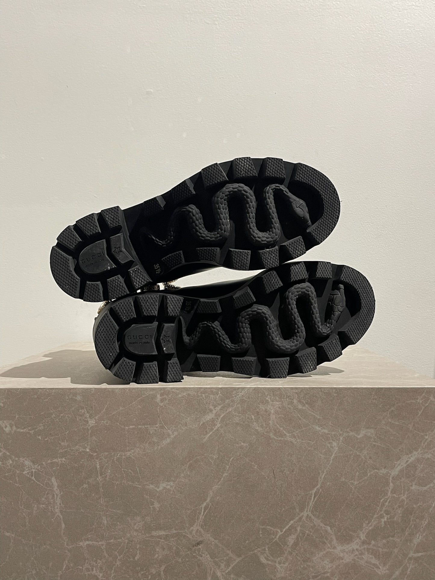 Bottines Gucci noires T.35,5