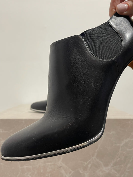 Boots Givenchy noires T.38,5