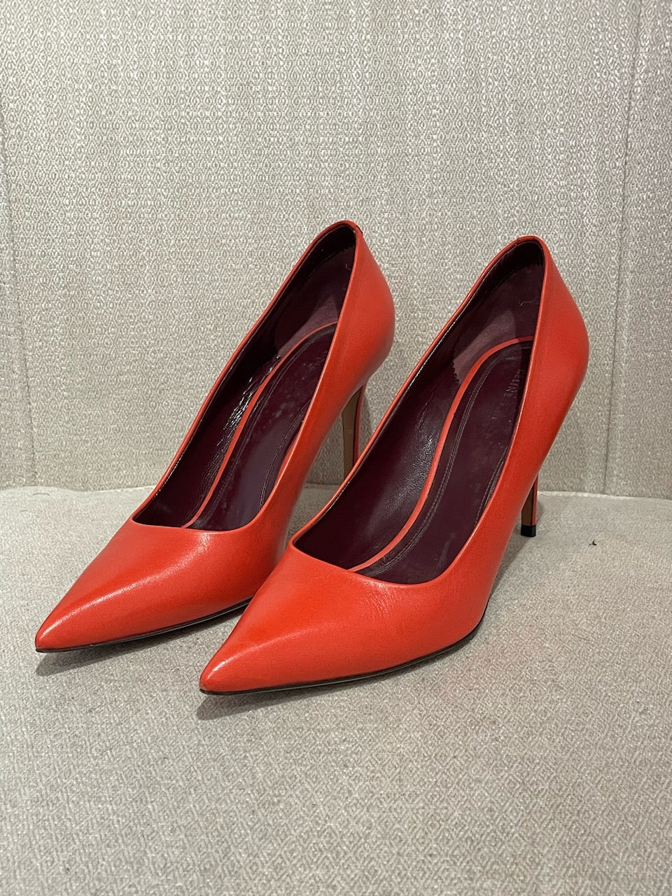 Escarpins Celine rouge T.39