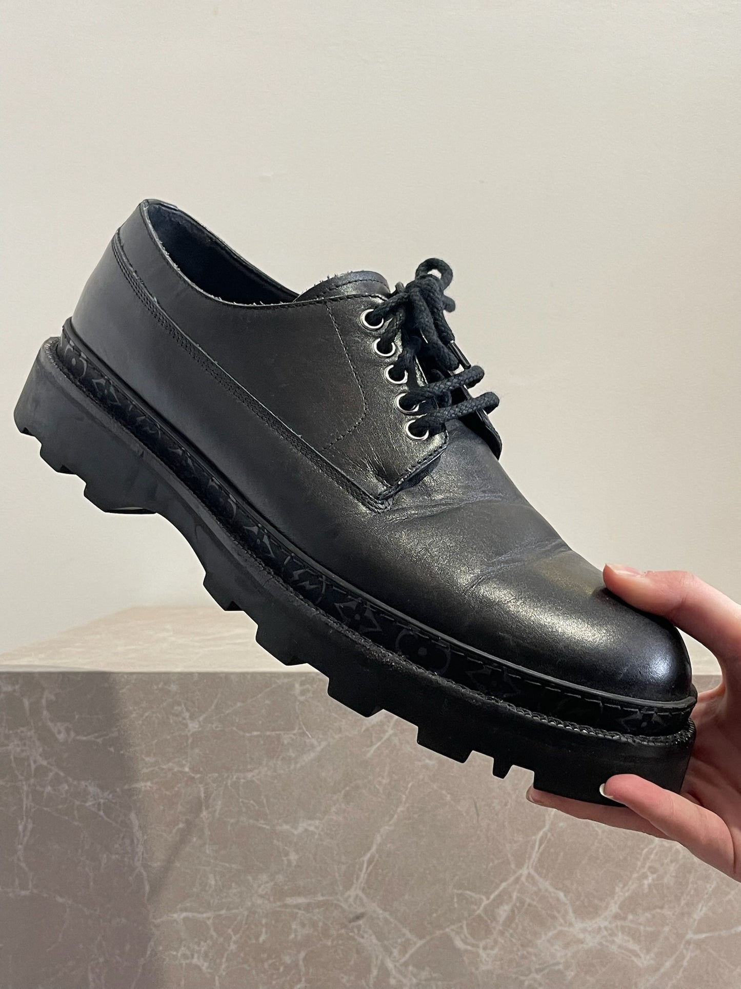 Derbies Louis Vuitton noires T.44,5