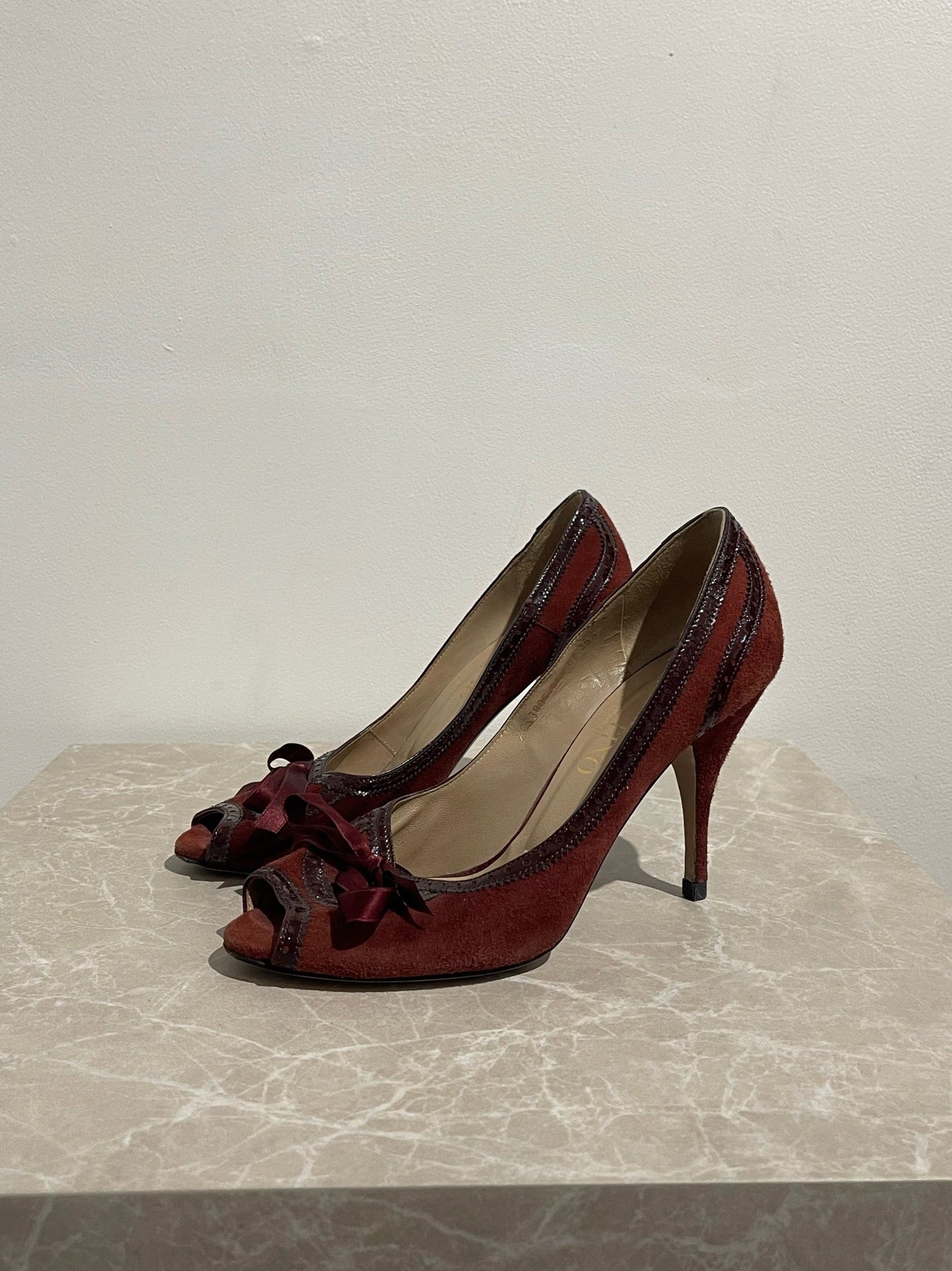 Escarpins Valentino bordeaux T.36,5