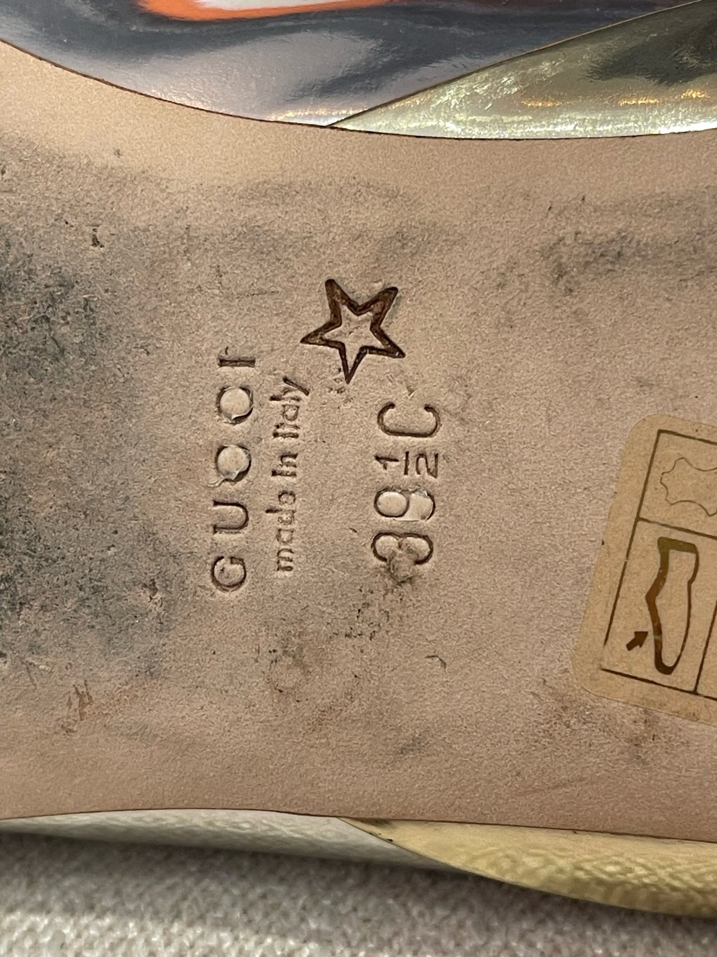 Ballerines Gucci argentées T.39,5