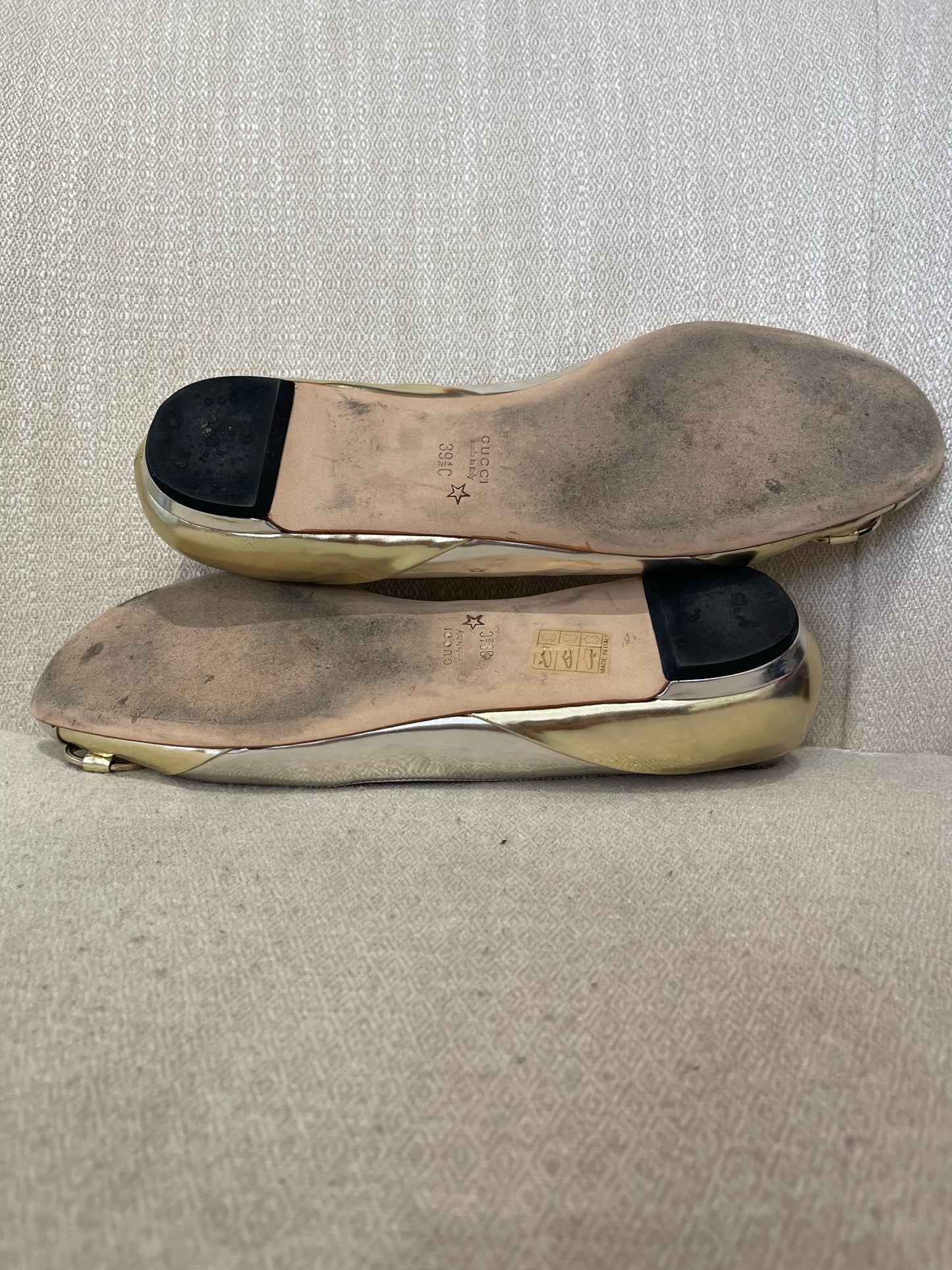 Ballerines Gucci argentées T.39,5