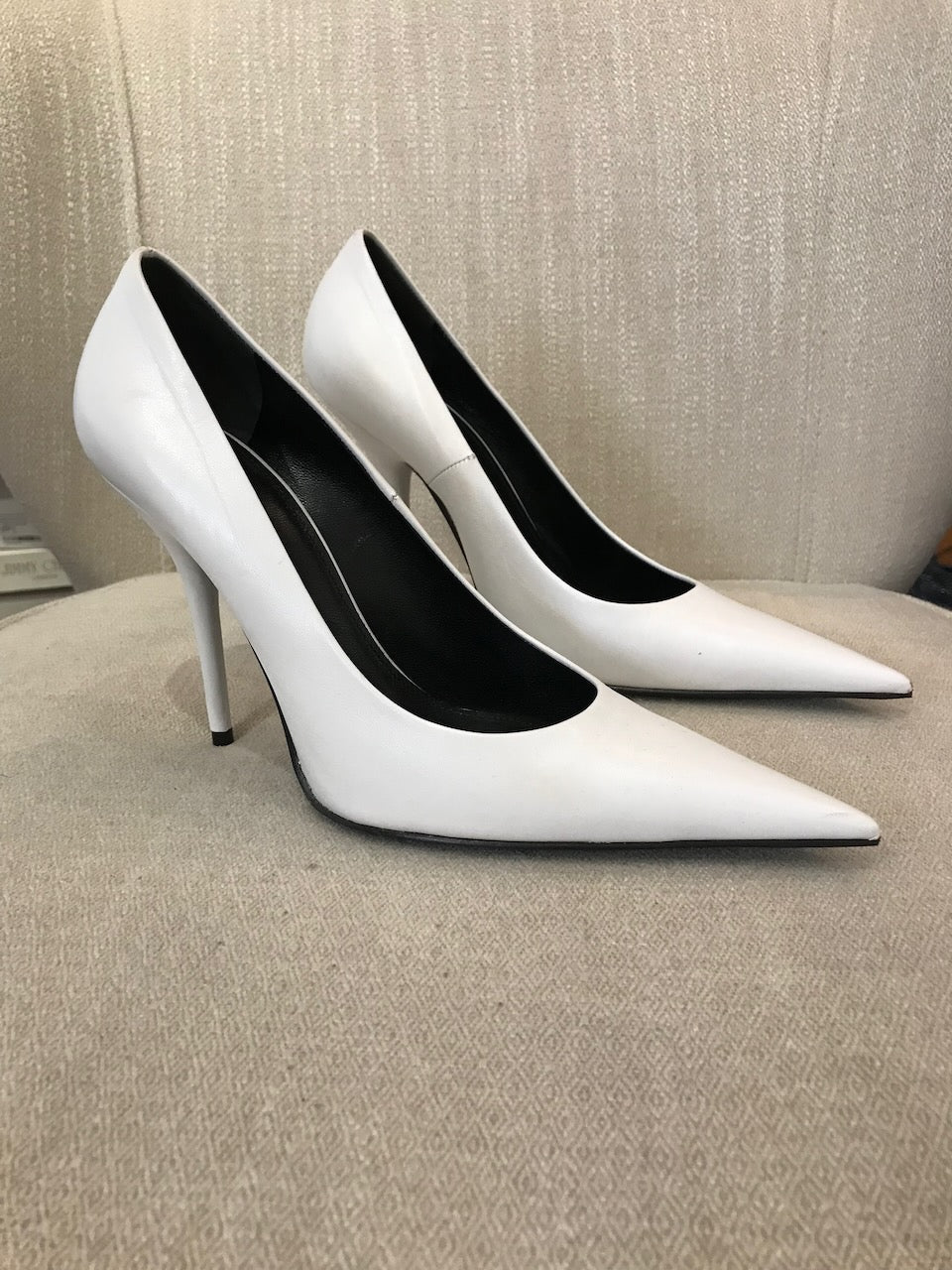 Escarpins Balenciaga blancs T.39 NEUFS