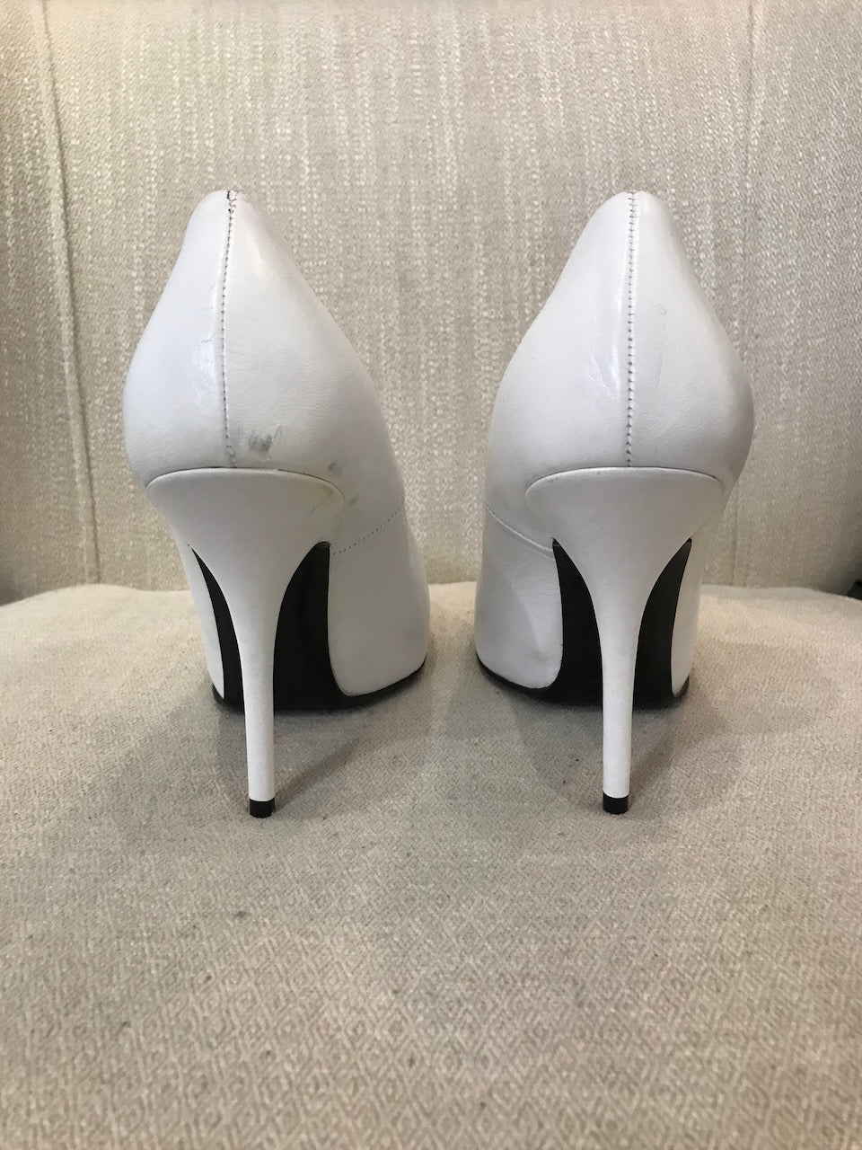 Escarpins Balenciaga blancs T.39 NEUFS