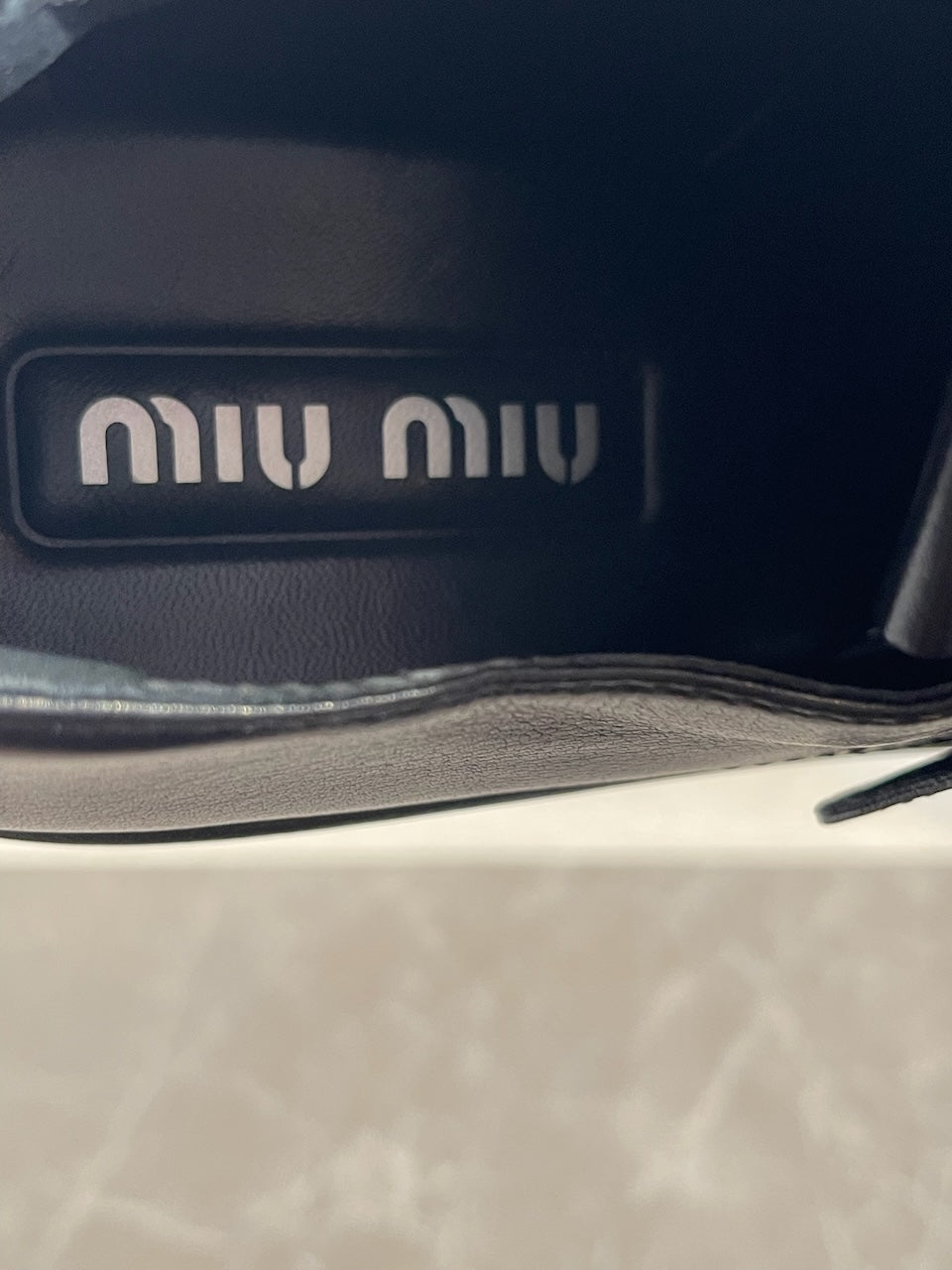 Richelieus Miu Miu noires T.39