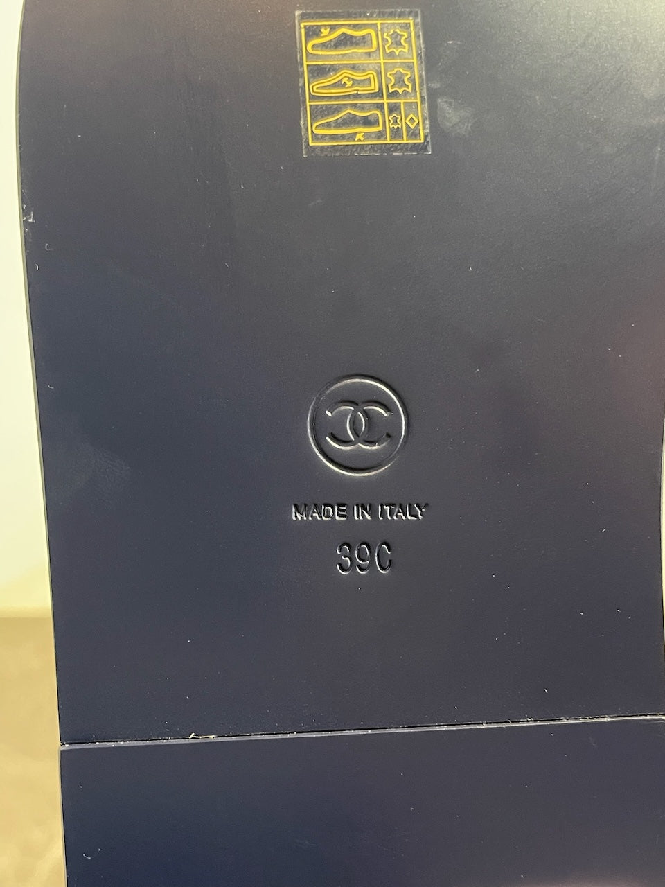 Sandales Chanel bleu marine T.39