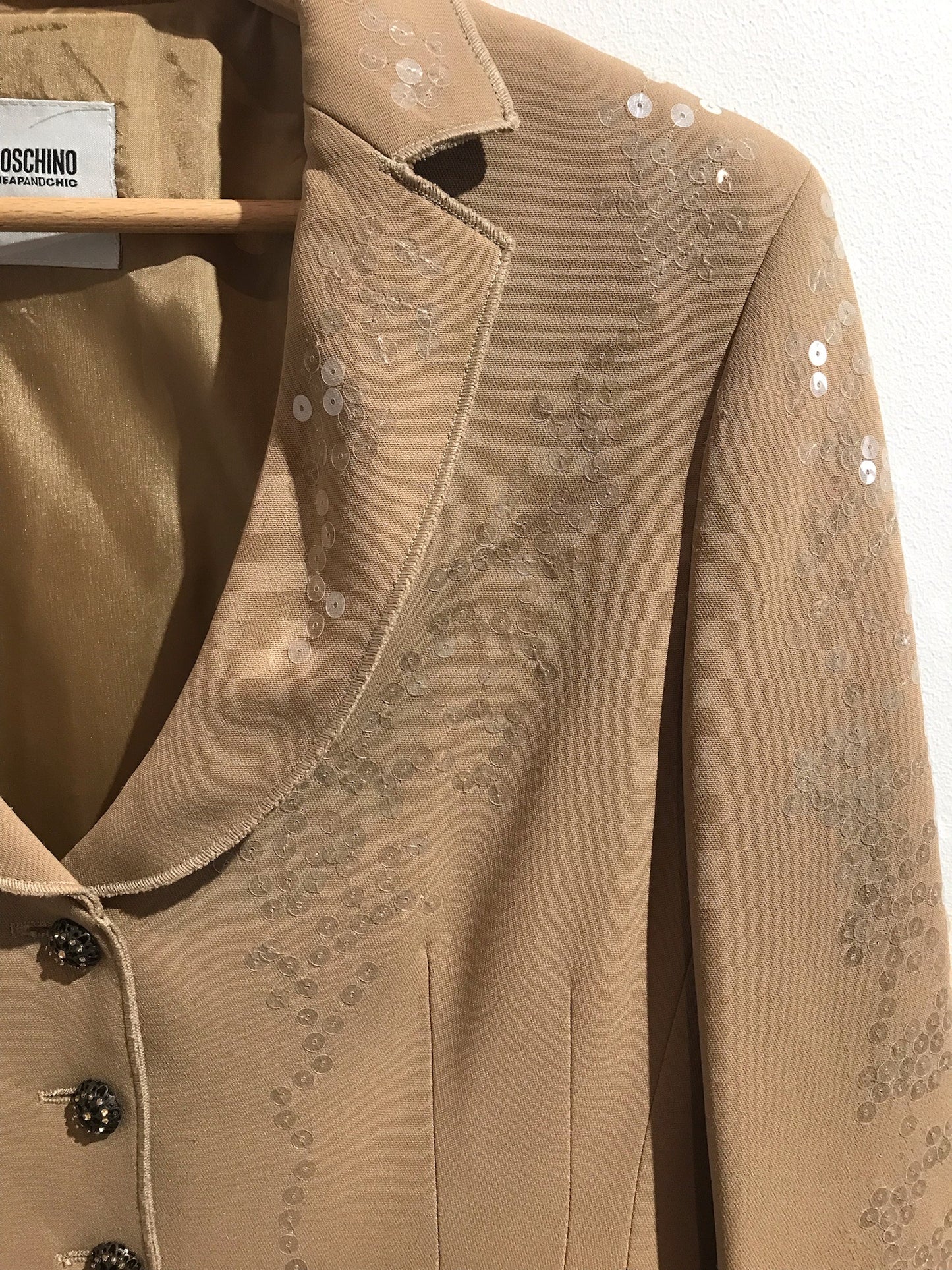 Tailleur Moschino beige T.40