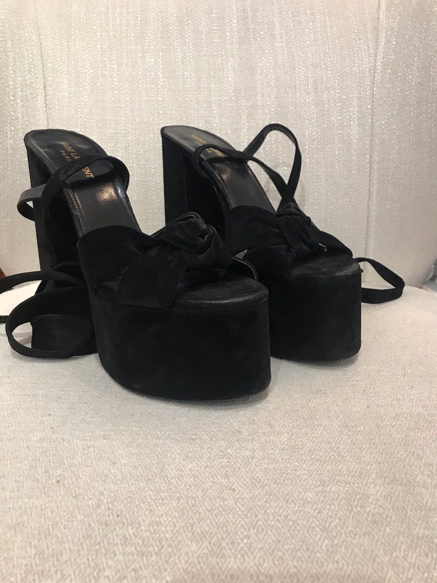 Sandales Saint Laurent noires T.39,5