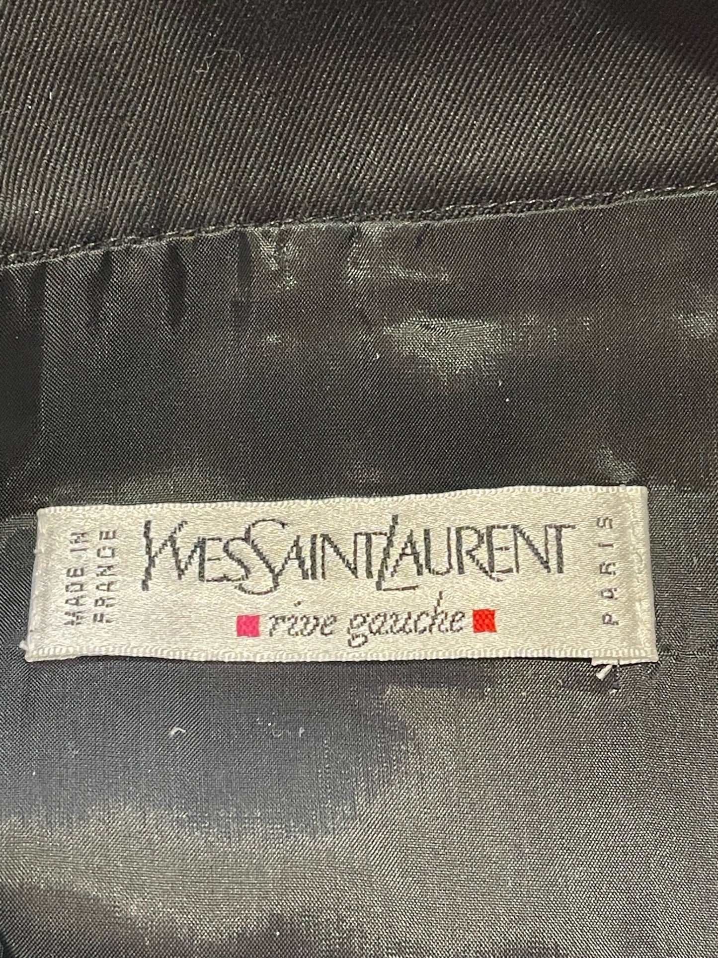 Jupe Yves Saint Laurent noire T.36
