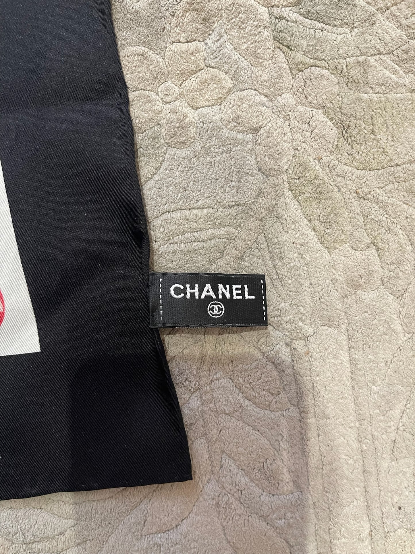 Foulard 90 Chanel ruban noir