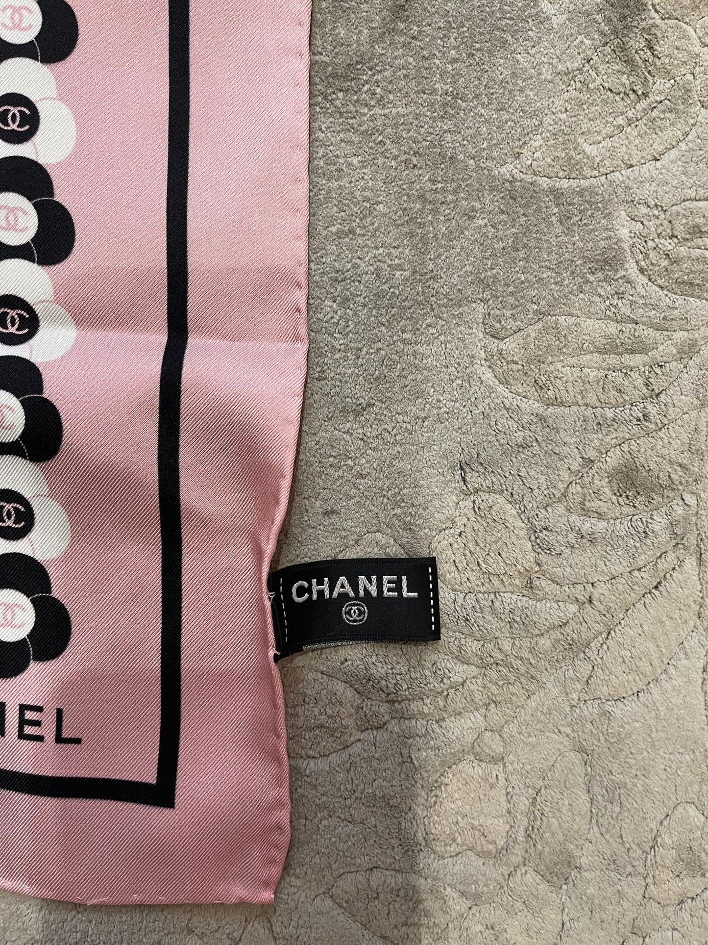 Foulard 90 Chanel rose