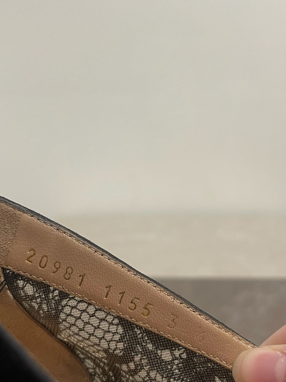 Escarpins Gianvito Rossi noirs T.38,5