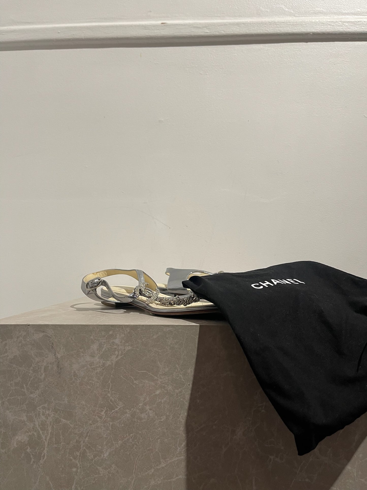 Sandales Chanel argent T.40,5