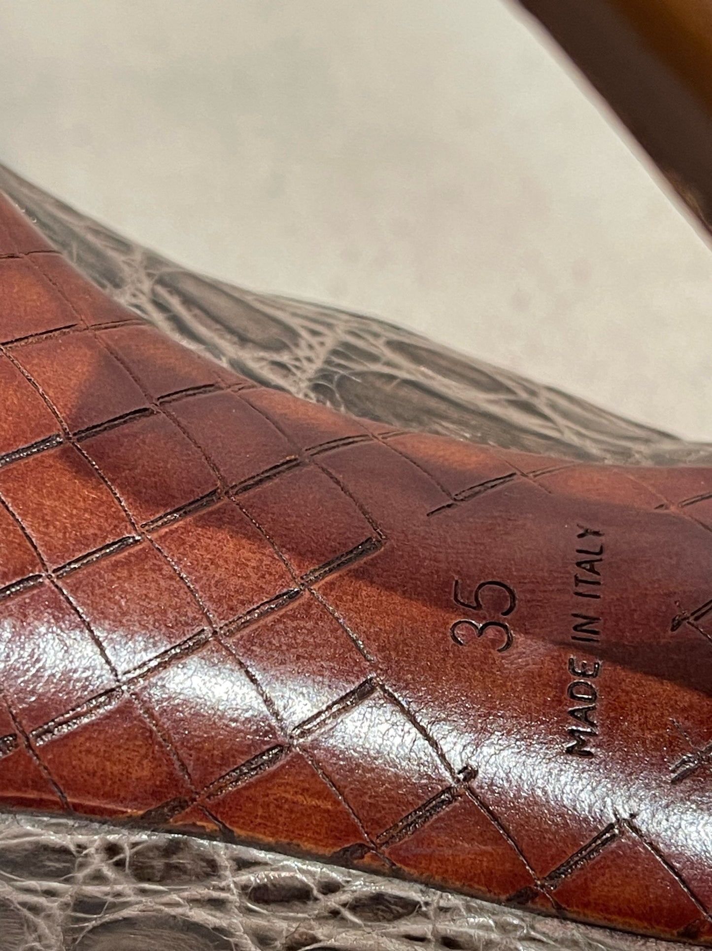 Escarpins Bottega Veneta marron T.35
