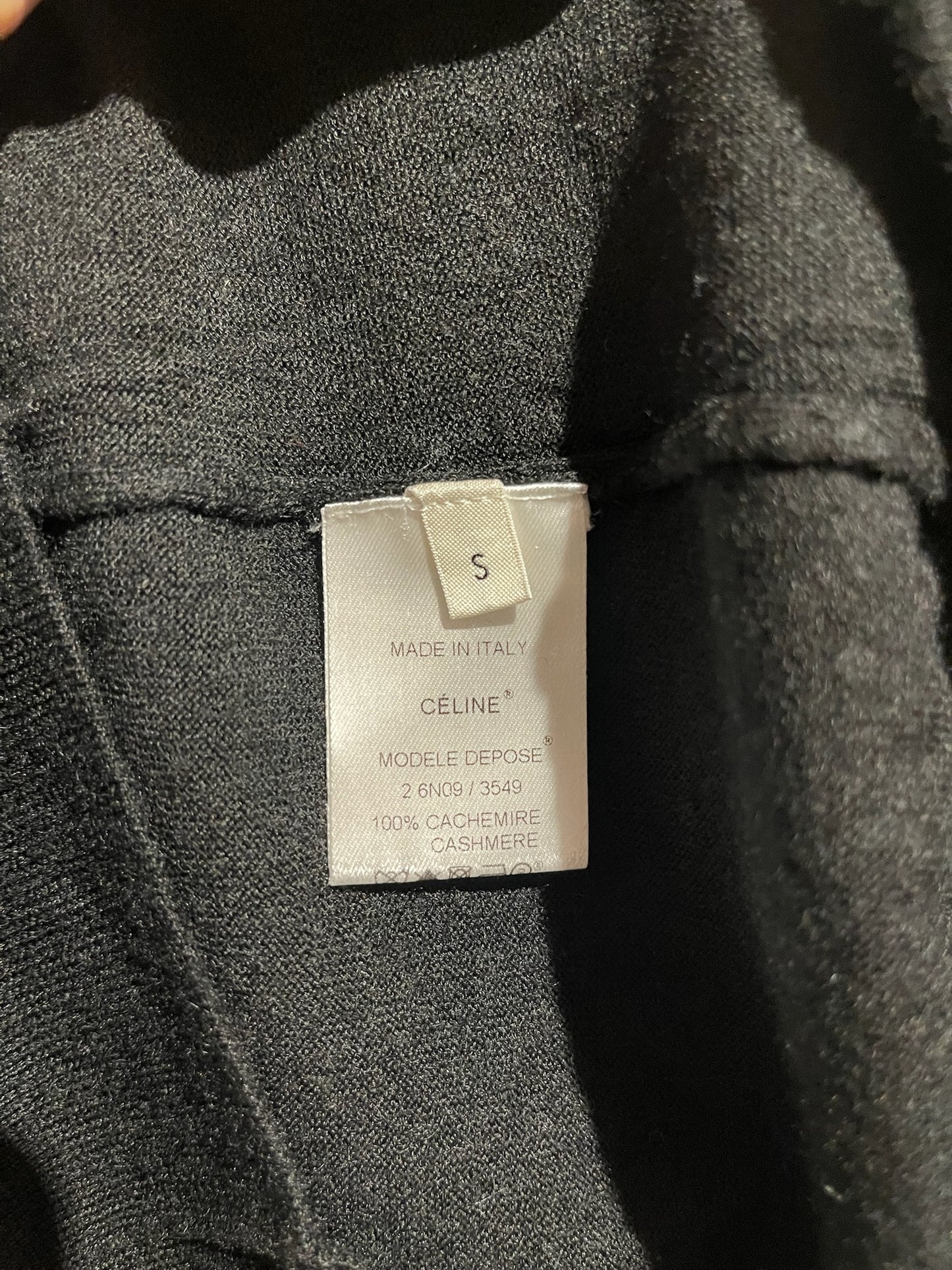 Pull Celine noir T.S