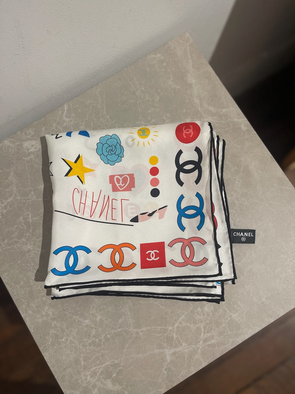 Foulard Chanel blanc Disco