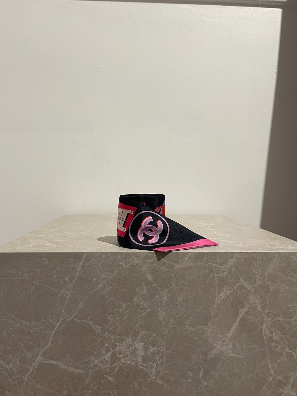 Foulard slim bandeau Chanel noir
