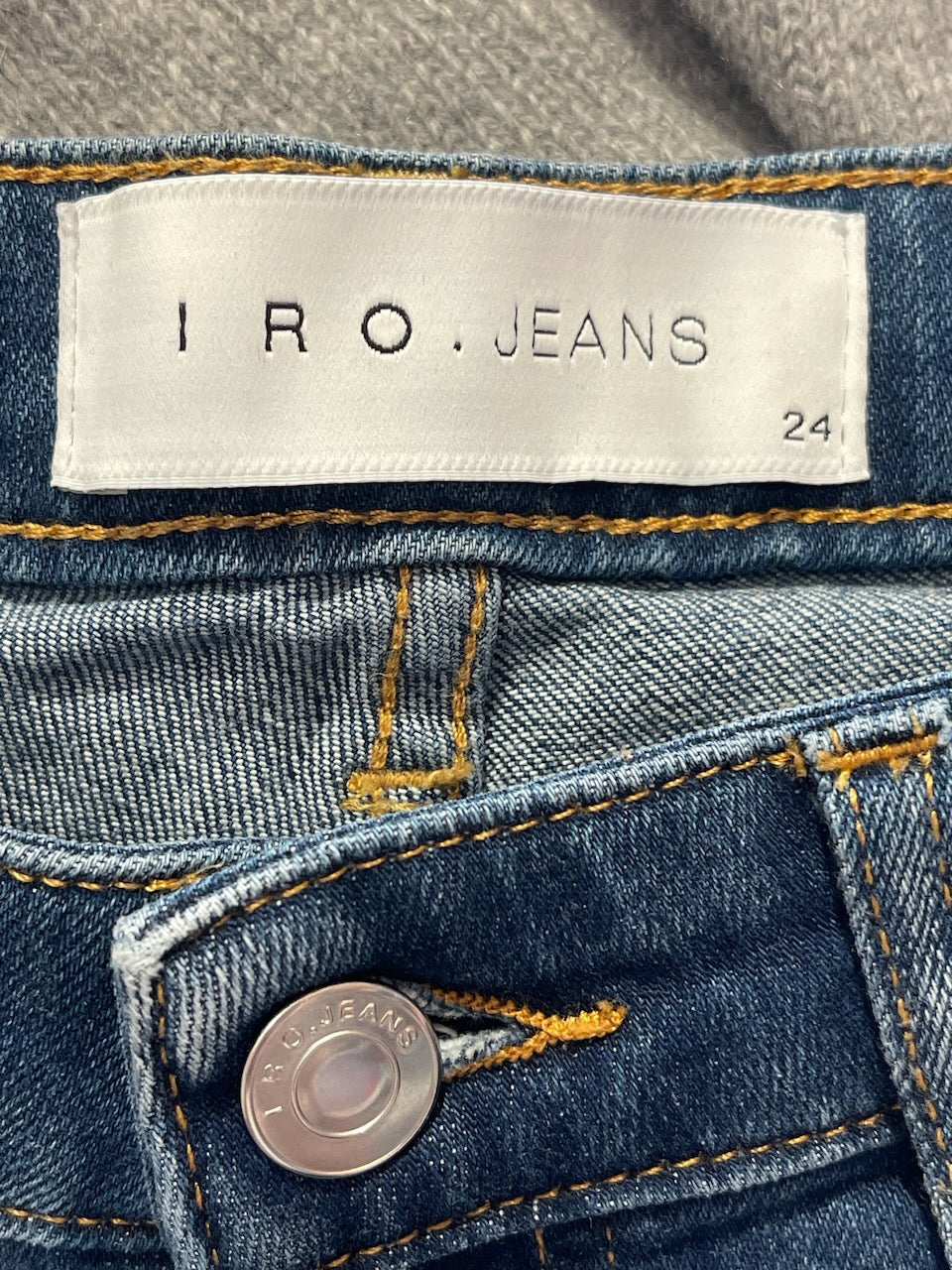 Jeans Iro bleu T.24