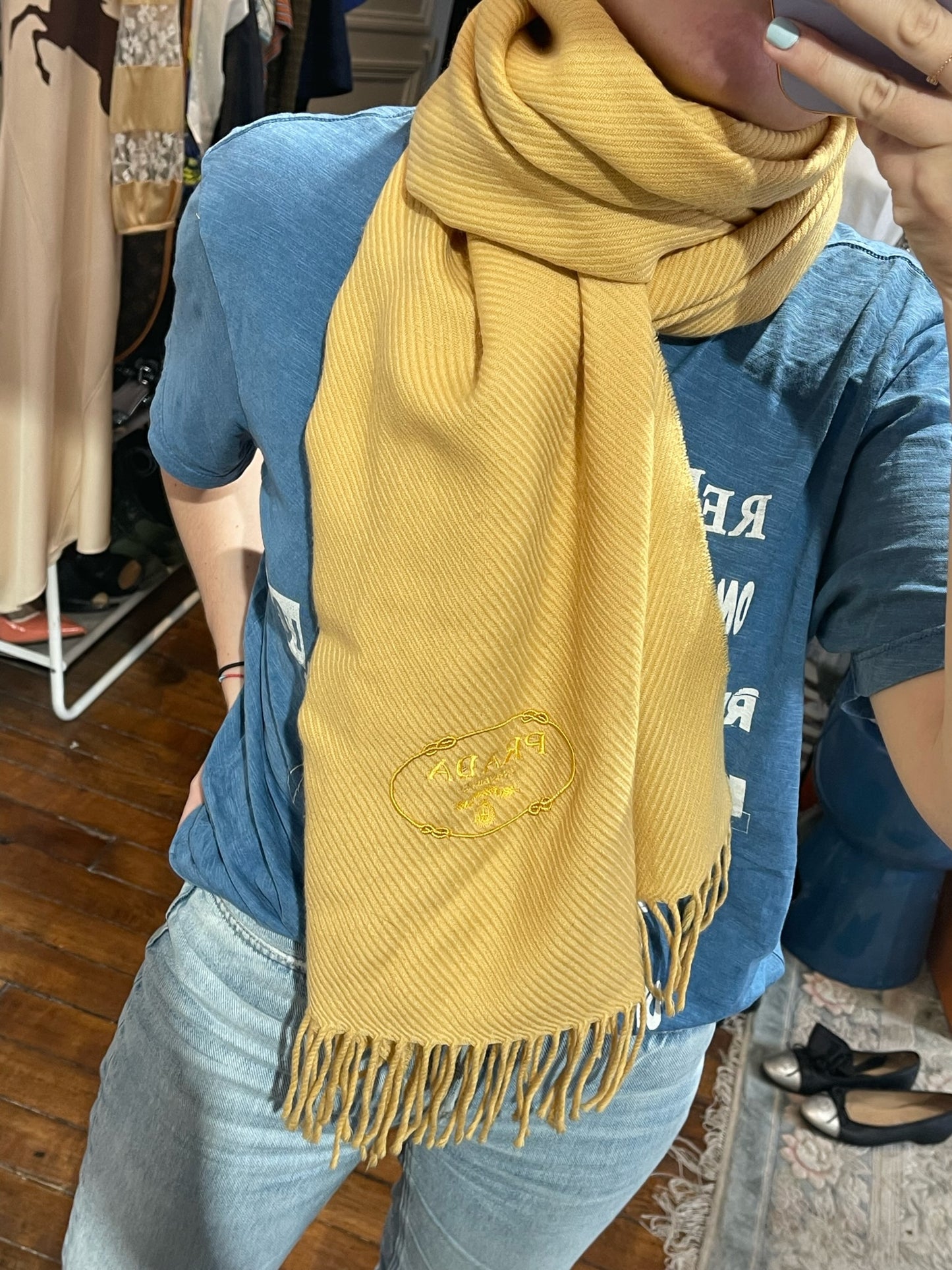 Echarpe Prada jaune